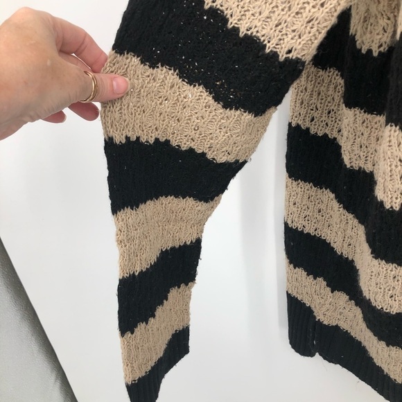 14th & union women's large striped knit Sweater L - Picture 3 of 9